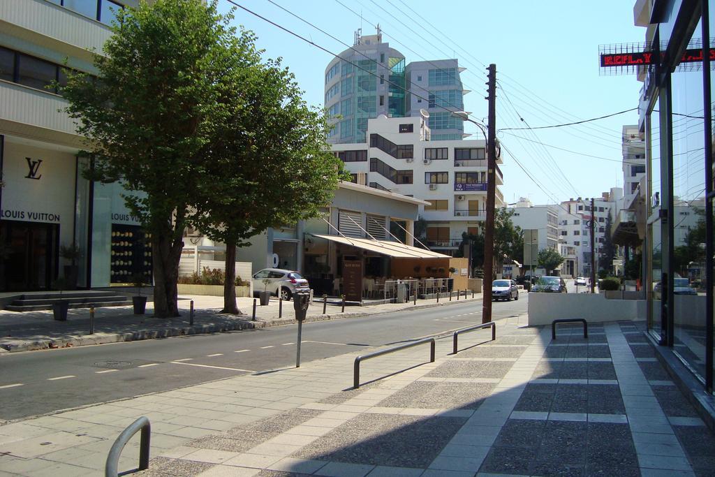 Manolia Residences Нікосія
