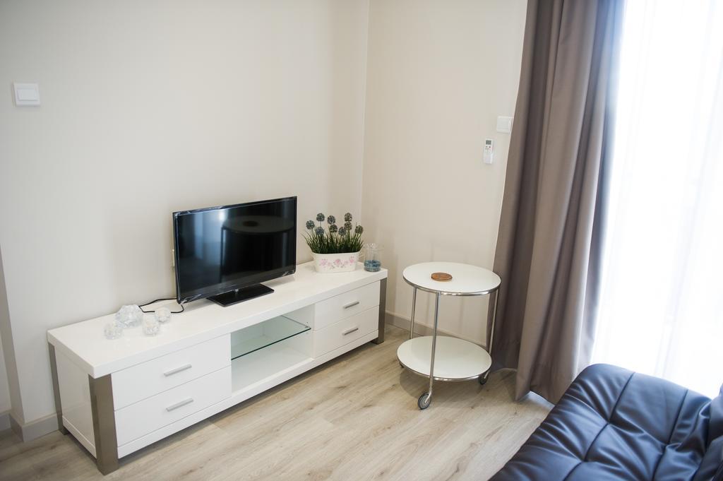 Manolia Residences *